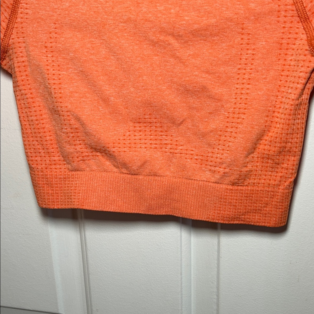 Gym Shark Women's Orange Long Sleeve Workout Top - Picture 8 of 9